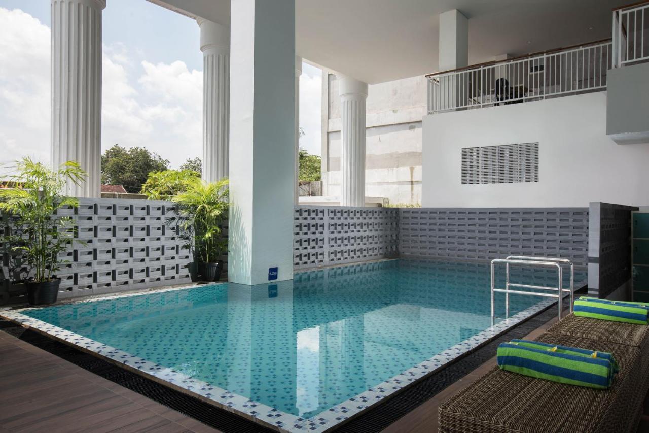 Khas Tugu Hotel Yogyakarta Exterior foto
