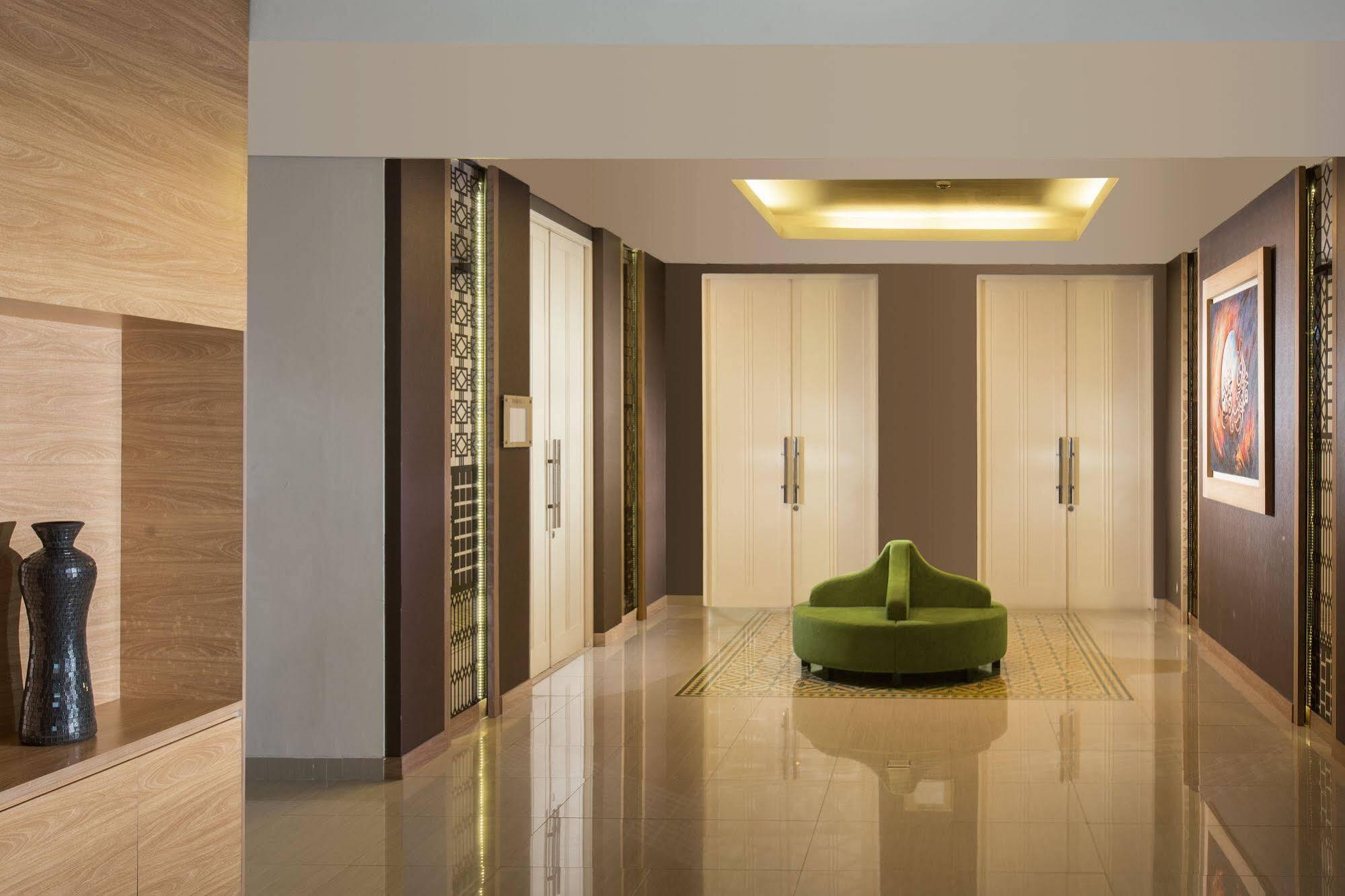 Khas Tugu Hotel Yogyakarta Exterior foto